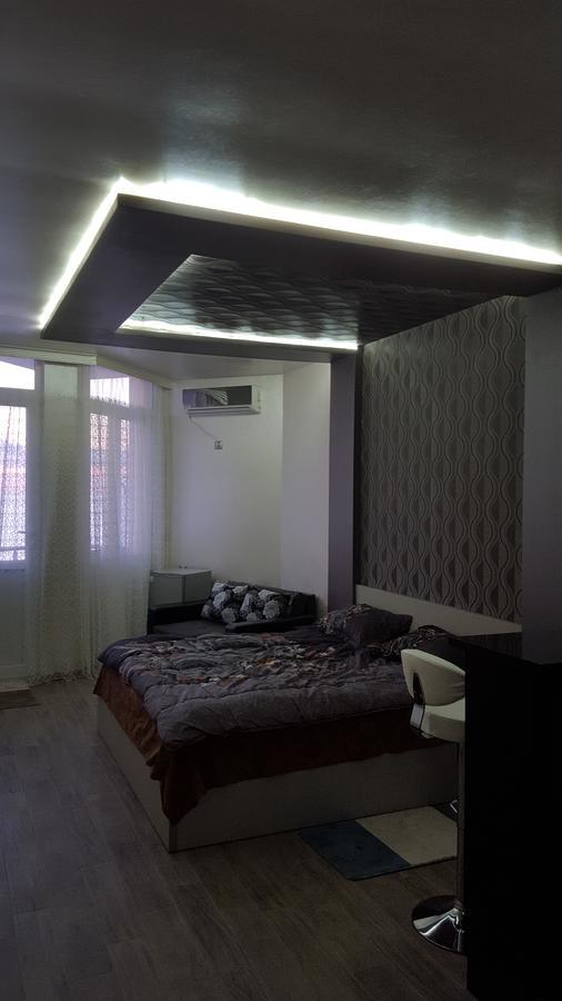 Roini Apartment Batumi Exterior photo